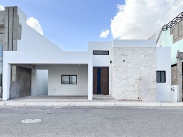 CASA EN VENTA DE 1 PLANTA EN VENTURA RESIDENCIAL