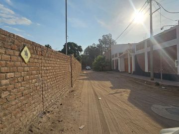 Se Vende Terreno Cercado De 347 M2 Cerca A Huacachina