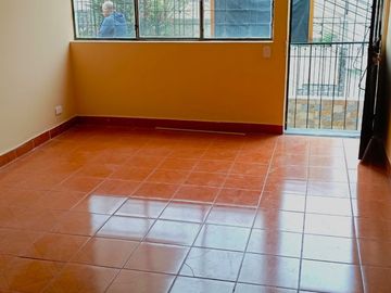 🏡 Casa en el Centro Histórico de Quito – Ideal para Vivienda o Inversión! 🏡