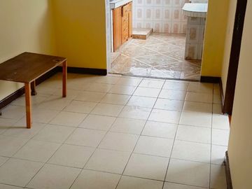🏡 Casa en el Centro Histórico de Quito – Ideal para Vivienda o Inversión! 🏡