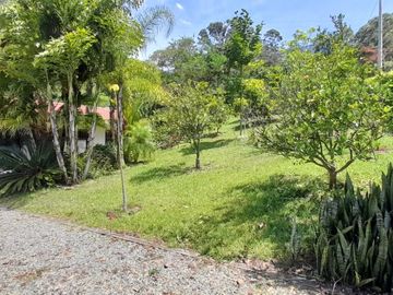 Venta hermosa casa finca, Verede La Veta, Copacabana Antioquia.
