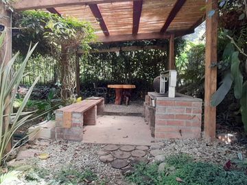 Venta hermosa casa finca, Verede La Veta, Copacabana Antioquia.