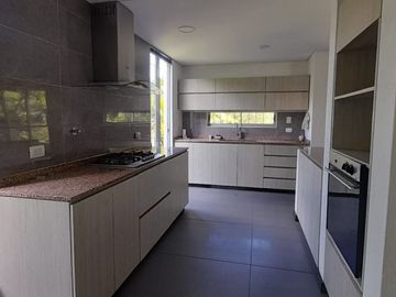 Venta hermosa casa finca, Verede La Veta, Copacabana Antioquia.