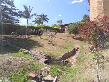 Venta hermosa casa finca, Vereda Portachuelo, Girardota Antioquia.