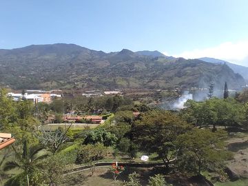 Venta hermosa casa finca, Vereda Portachuelo, Girardota Antioquia.