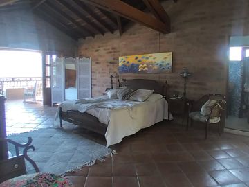 Venta hermosa casa finca, Vereda Portachuelo, Girardota Antioquia.