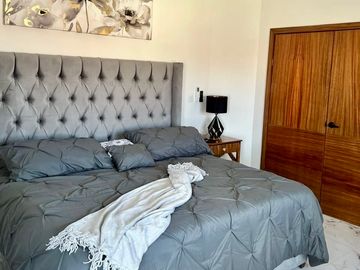 Casa remodelada con alberca en venta en Colonia Centenario Hermosillo – 4 recámaras y opción amueblada
