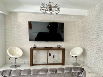 Casa remodelada con alberca en venta en Colonia Centenario Hermosillo – 4 recámaras y opción amueblada