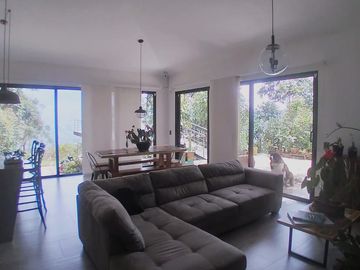 Venta hermosa Casa Finca, vereda Montañita, Copacabana.