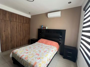 Casa en venta en Cumbres Fracc. Crisanto, Monterrey