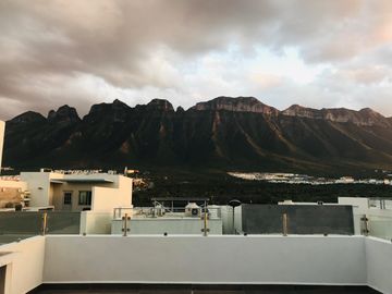Casa en venta en Cumbres Fracc. Crisanto, Monterrey