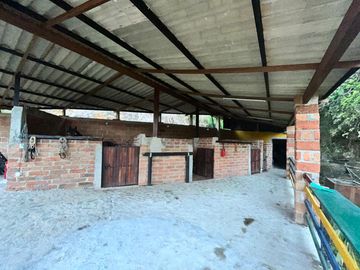 Venta hermosa Finca, vereda El Noral, Copacabana Antioquia.