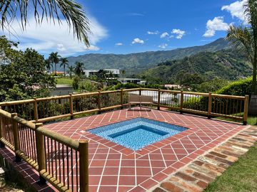 Venta hermosa Finca, vereda El Noral, Copacabana Antioquia.