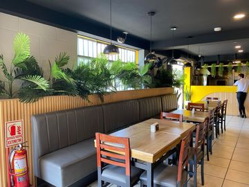 Traslado Pollería Restobar de 150 m² en Surquillo