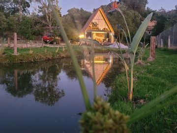 GRAN CABAÑA EN VENTA, CON LAGO PROPIO...
