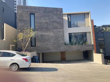 BOSQUE REAL CASA AGRADABLE CONFORTABLE FINOS ACABADOS