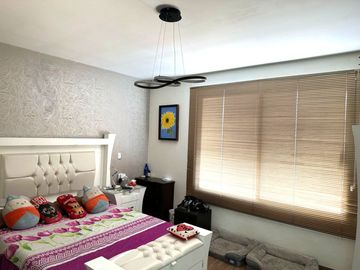 Casa en Venta, de 3 recámaras y arquitectura contemporánea en Provincia Santa Elena, Qro.