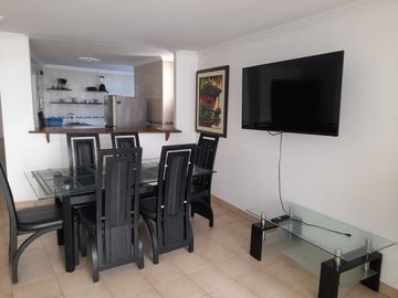 VENTA APARTAMENTO PISO ALTO EL LAGUITO