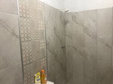 Vendo casa rentera Rosales 2 Norte de Guayaquil
