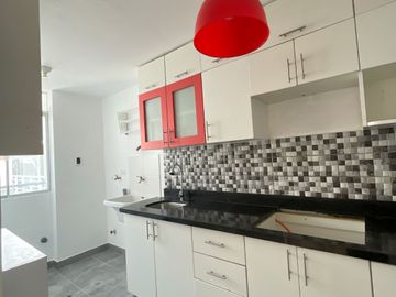 SE VENDE DPTO DE 68 M2 EN CHORRILLOS