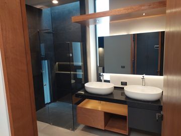 VENDO CASA NUEVA EN LOMAS DEL MOLINO IV DE LEON GTO