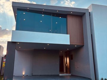 VENDO CASA NUEVA EN LOMAS DEL MOLINO IV DE LEON GTO