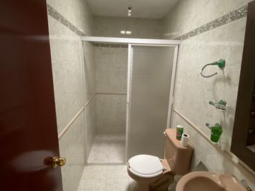 Casa Venta Cerca Plaza Patria, Habitacional Seattle, Zapopan.