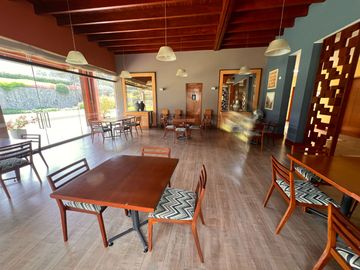 Venta de Moderna Casa de Campo con Piscina en Condominio La Quebrada – Cieneguilla