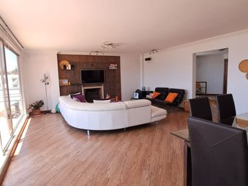 VENDO DEPARTAMENTO DÚPLEX MIRAVALLE CUMBAYÁ
