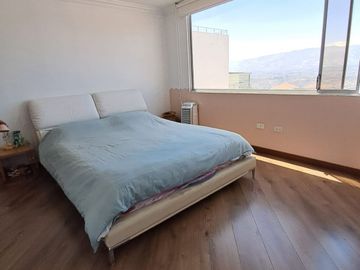VENDO DEPARTAMENTO DÚPLEX MIRAVALLE CUMBAYÁ