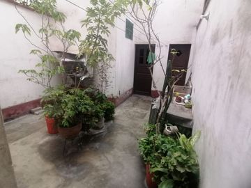 Departamento Tipo Casa Para Familia Grande. Muy Acogedora.