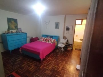 Departamento Tipo Casa Para Familia Grande. Muy Acogedora.