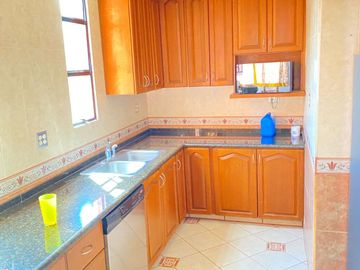 CASA EN FRACC AGUA HEDIONDA CON TODOS LOS SERVICIOS