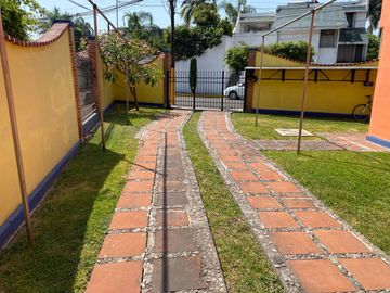 CASA EN FRACC AGUA HEDIONDA CON TODOS LOS SERVICIOS