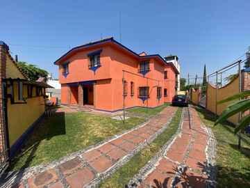 CASA EN FRACC AGUA HEDIONDA CON TODOS LOS SERVICIOS