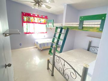 CASA EN FRACC AGUA HEDIONDA CON TODOS LOS SERVICIOS