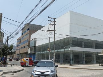 OCASIÒN VENDO LOCAL COMERCIAL SAN JUAN LURIGANCHO