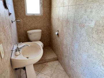 OPORTUNIDAD CASA Y TERRENO EN VENTA EN LAS CAÑADAS
