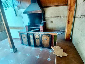 Oferta de Casa de 4d 2b Jardines de Santa María en Maipu.