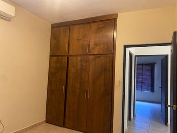 Excelente propiedad ubicada al poniente de la Cd. en zona privilegiada, cerca de Comercios, hospitales y vías rápidas