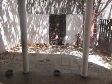 TRASPASO DE CASA EN LA JUERTA DE PEÑA (MG)