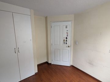 CASA DE VENTA 3 DORMITORIOS DENTRO DE CONJUNTO EN CARCELEN CERCA A TERMINAL TERRESTRE