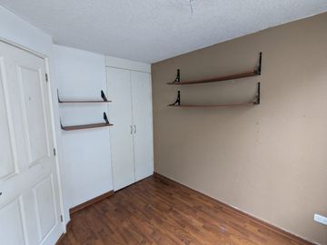 CASA DE VENTA 3 DORMITORIOS DENTRO DE CONJUNTO EN CARCELEN CERCA A TERMINAL TERRESTRE