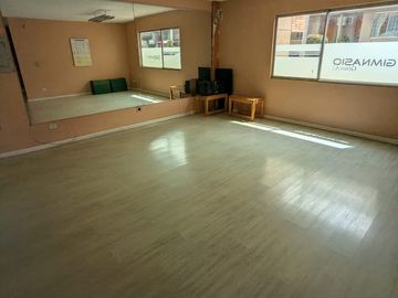 CASA DE VENTA 3 DORMITORIOS DENTRO DE CONJUNTO EN CARCELEN CERCA A TERMINAL TERRESTRE