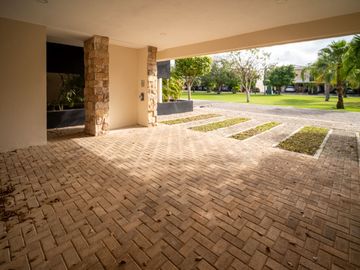 EXCLUSIVA RESIDENCIA EN ARIETTA, CABO NORTE – LUJO Y CONFORT EN MÉRIDA