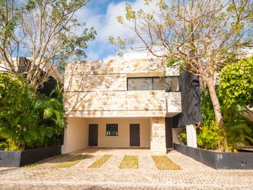 EXCLUSIVA RESIDENCIA EN ARIETTA, CABO NORTE – LUJO Y CONFORT EN MÉRIDA