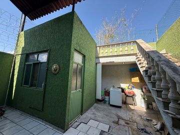 CASA EN VENTA  4 REC. EN AV PERIODISMO $3,200,000