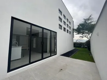 CASA EN VENTA EN SECTOR TANDA NAYÓN DE 4 DORMITORIOS QUITO ECUADOR