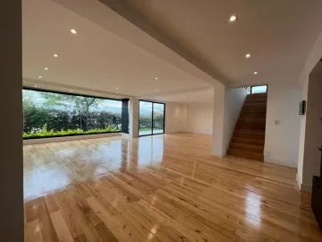 CASA EN VENTA EN SECTOR TANDA NAYÓN DE 4 DORMITORIOS QUITO ECUADOR