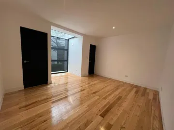 CASA EN VENTA EN SECTOR TANDA NAYÓN DE 4 DORMITORIOS QUITO ECUADOR